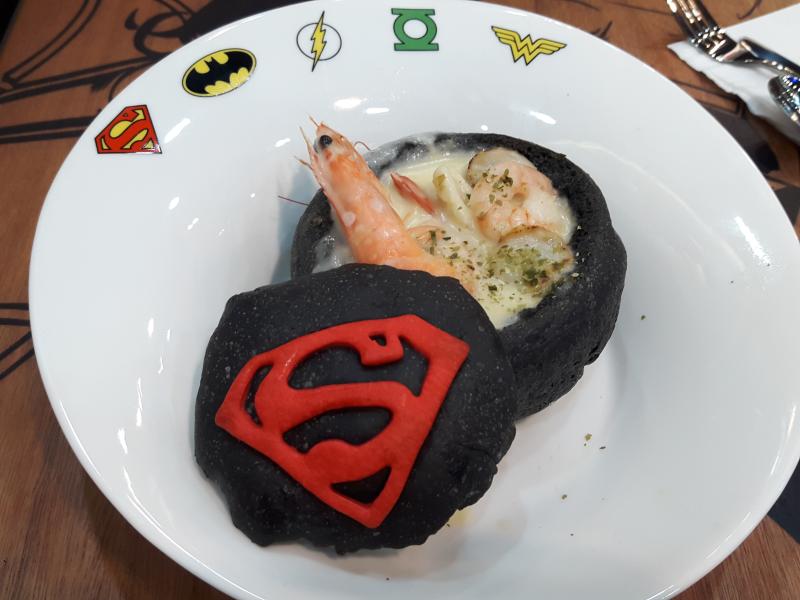 DC_Superheroes_Cafe_004
