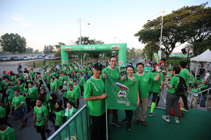 Milo_Breakfast_Day_001